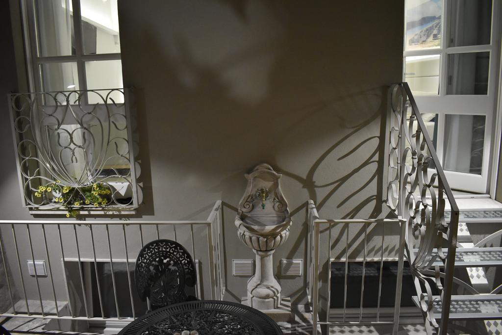 Il Villino Hotel กาญารี ภายนอก รูปภาพ