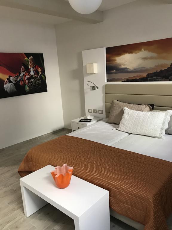 Il Villino Hotel กาญารี ภายนอก รูปภาพ